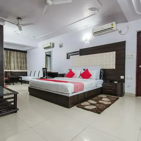 Oyo Flagship 24088 Hotel City Centre-2
